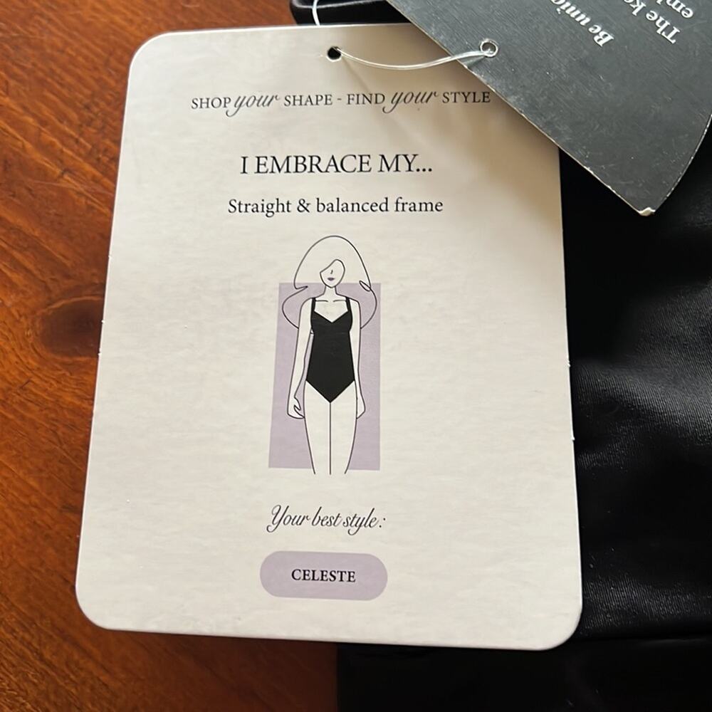 Embrace Your Curves Size S 4/6 Black One Piece Swimsuit with Print Overlay NWT - Picture 6 of 10